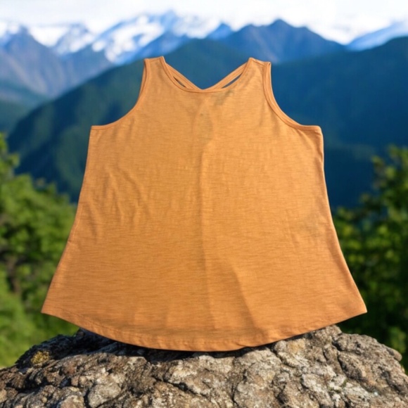 WHBM Cutout Back Tank. NWT - Picture 4 of 8